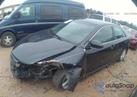 2012 Toyota Camry Se z USA, uszkodzony, nr VIN 4T1BF1FK8CU059084